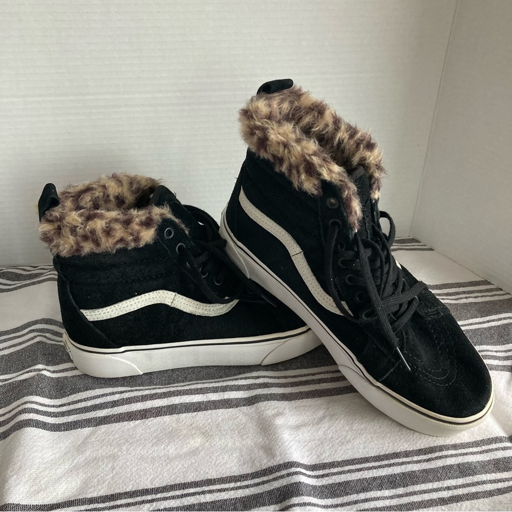 Vans Black And Leopard SK8-Hi Fur Lined Platform Sneaker Sz M 8.0/ W9.5. Casual